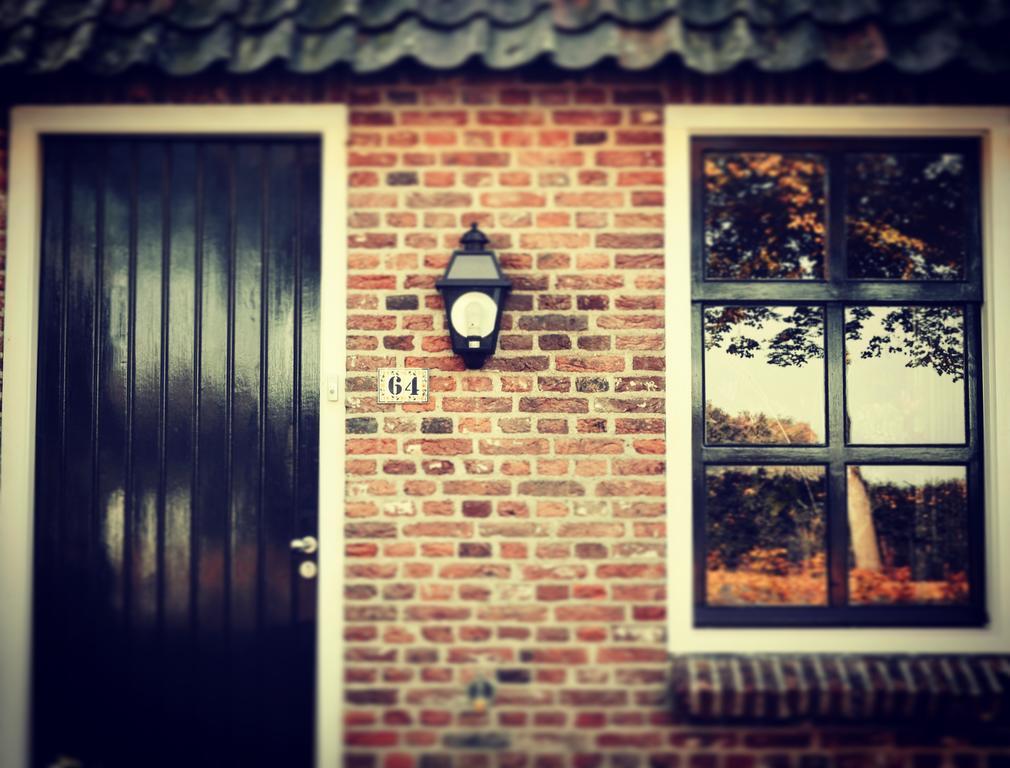 Bed & Breakfast Karakter Den Dungen エクステリア 写真