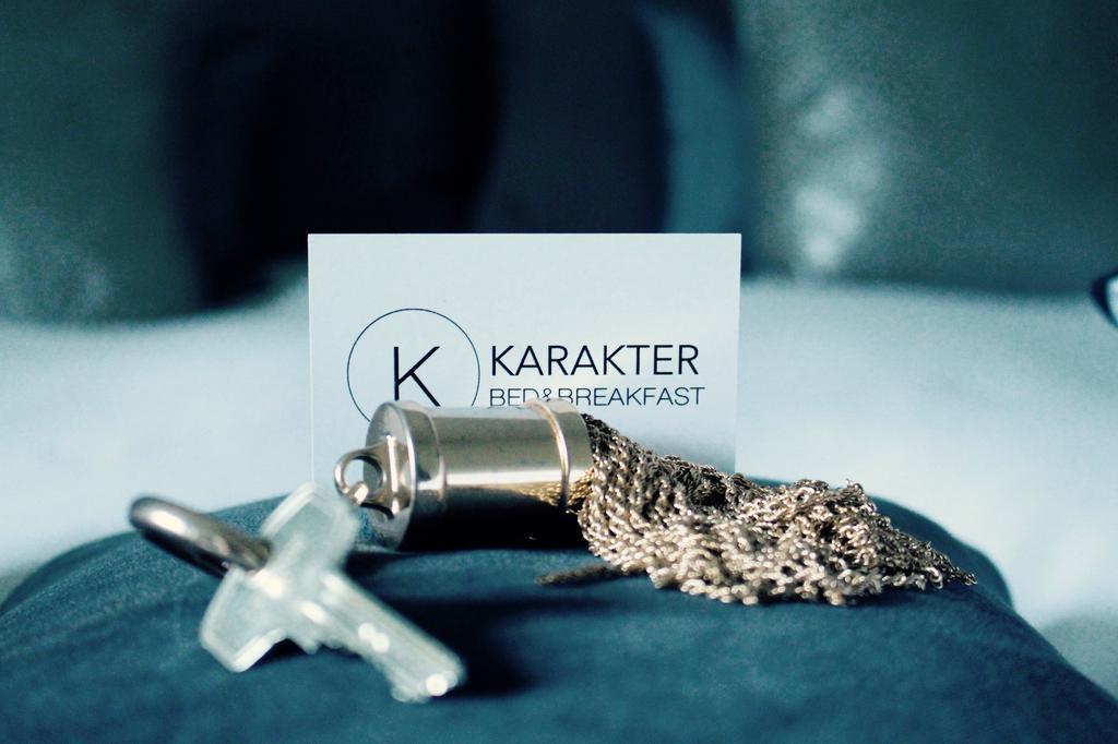 Bed & Breakfast Karakter Den Dungen エクステリア 写真